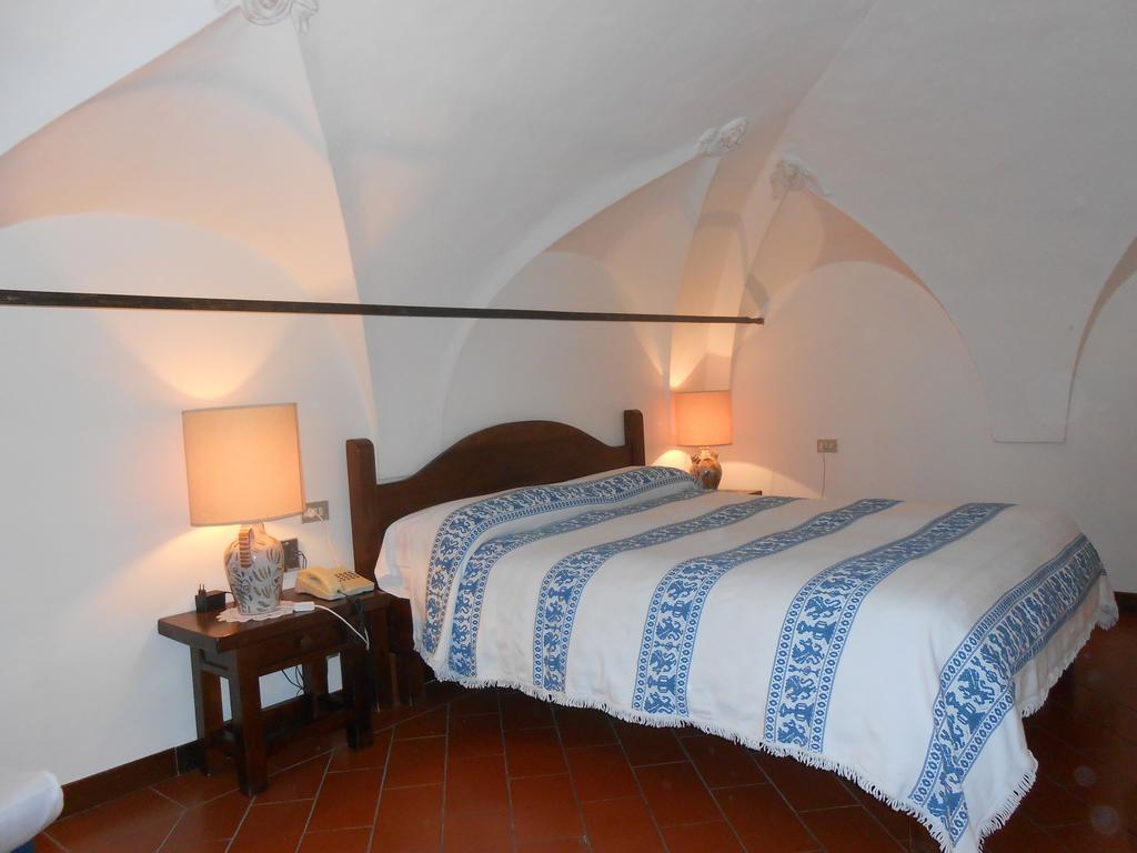 Lo Spedalicchio Otel Bastia Umbra Dış mekan fotoğraf